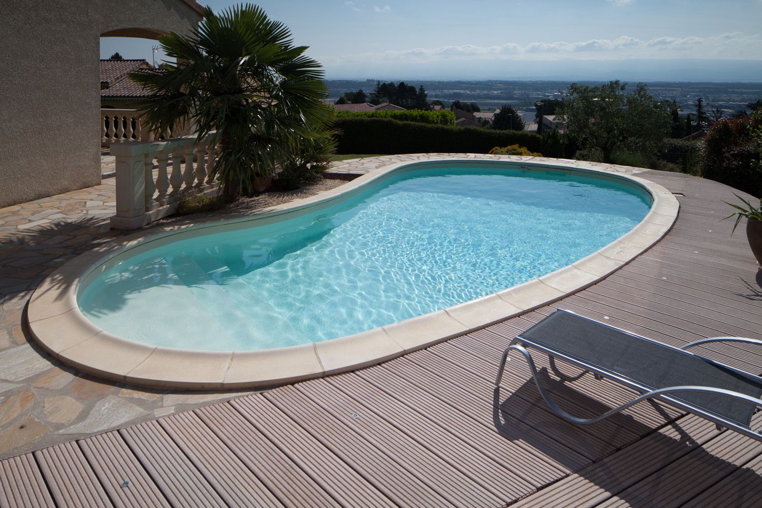 Piscine - Abri télescopique bas pour piscine - Piscines Waterair : Of, pertaining to, or characteristic of fish;